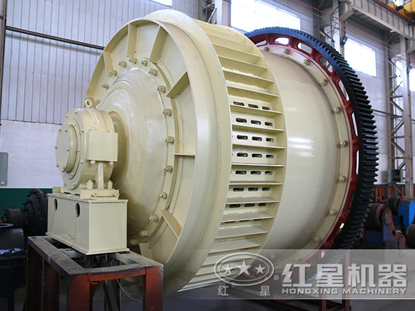 赤銅礦球磨機(jī)近圖